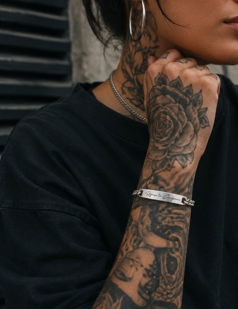 PRE-ORDER FOR SHIPMENT 11TH SEPTEMBER - SIGNATURE STAINLESS STEEL BRACELET