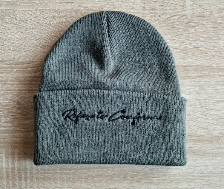OLIVE EMBROIDERED SIGNATURE BEANIE