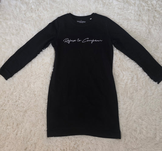 SIGNATURE JUMPER DRESS (PRELOVED MEDIUM)