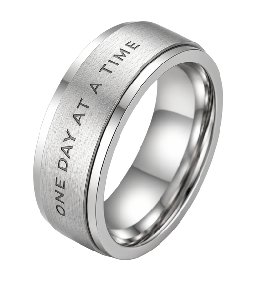 ONE DAY AT A TIME SPINNER RING